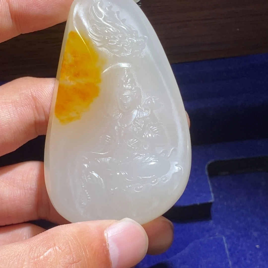 和田玉未镶嵌颈饰d