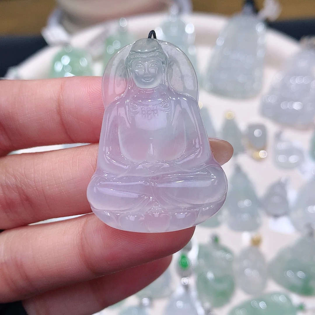 颈饰未镶嵌翡翠观音