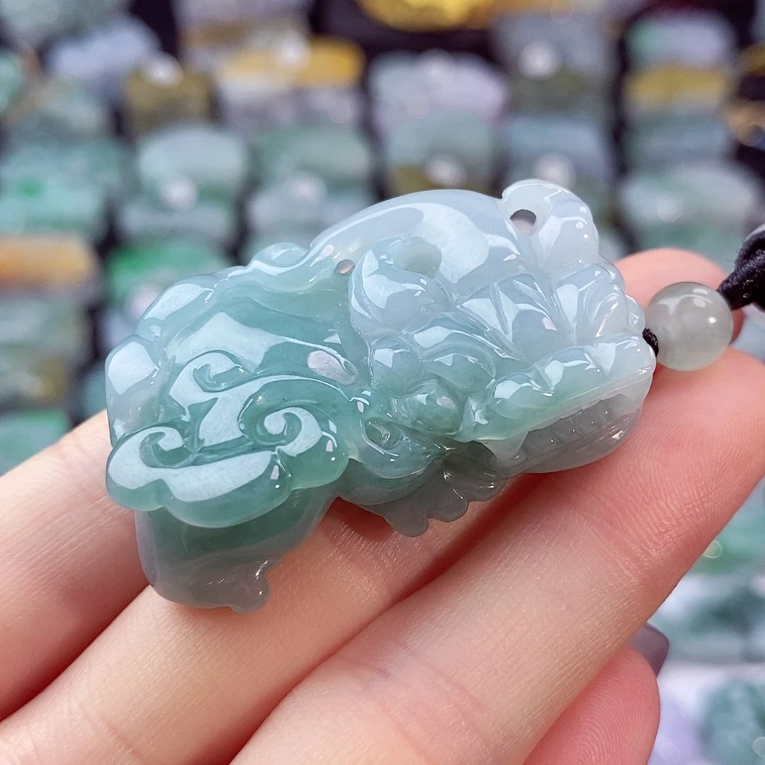 颈饰未镶嵌翡翠天然