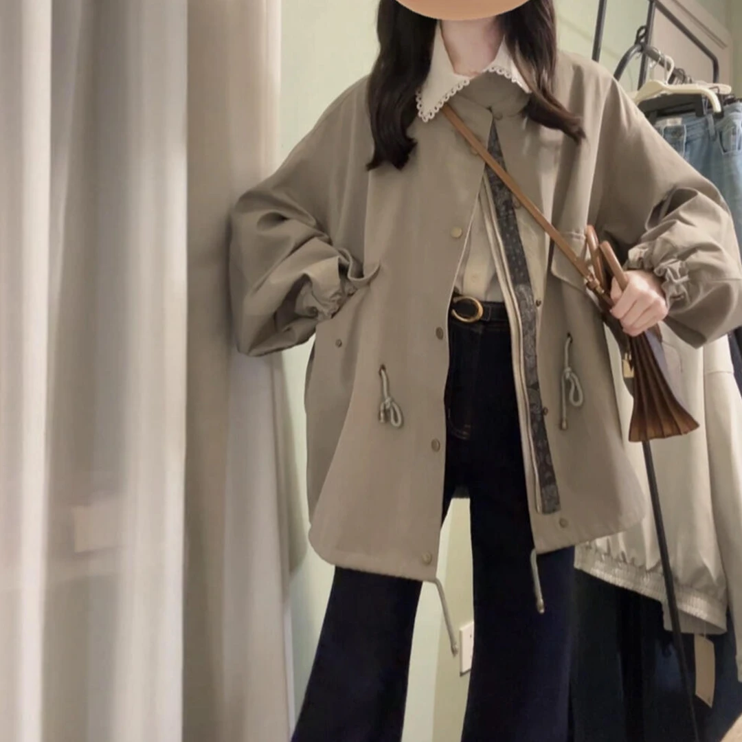 早秋高级感韩系短款宽松外套女装2025新款爆款长袖设计感工装风衣