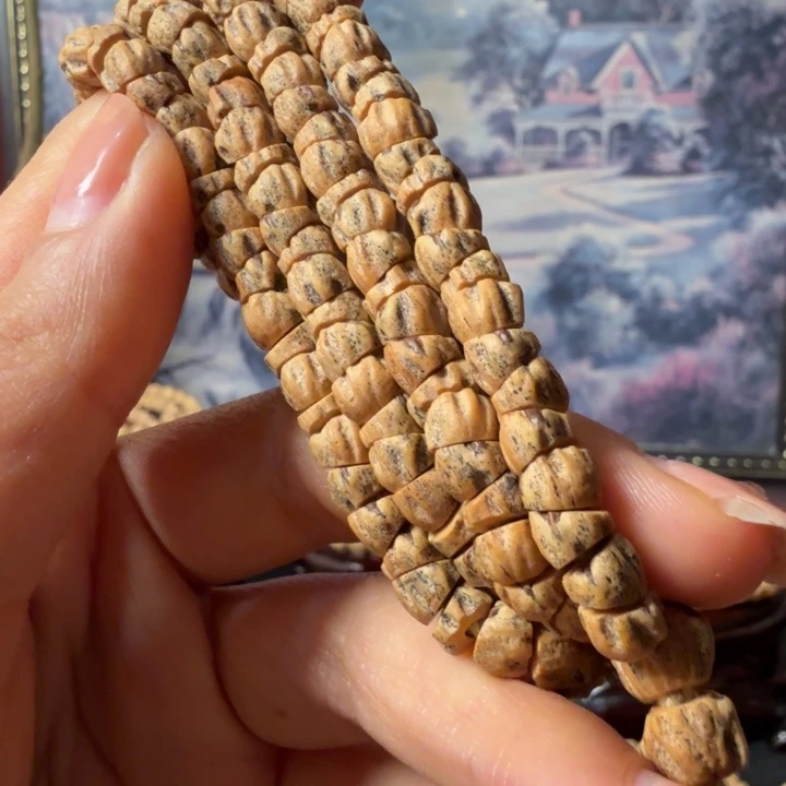 柏香籽/百香籽手串Y*b