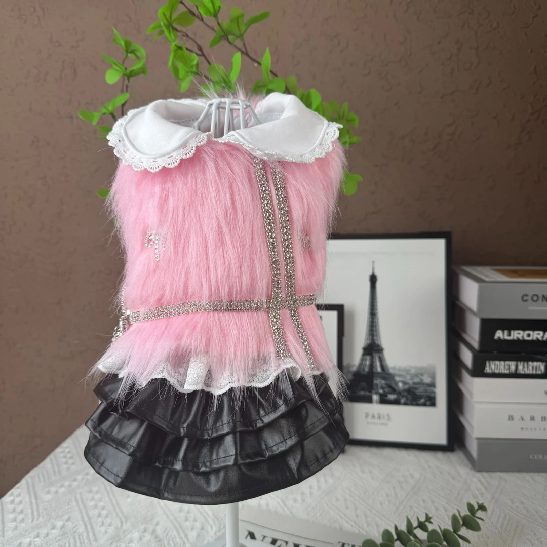 粉色毛毛衣皮裙（两件套）