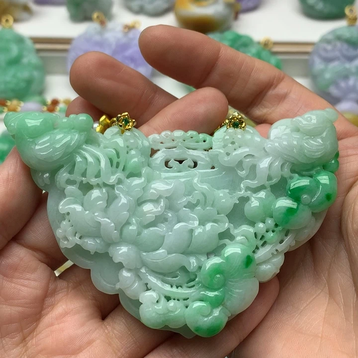 颈饰未镶嵌翡翠翡翠