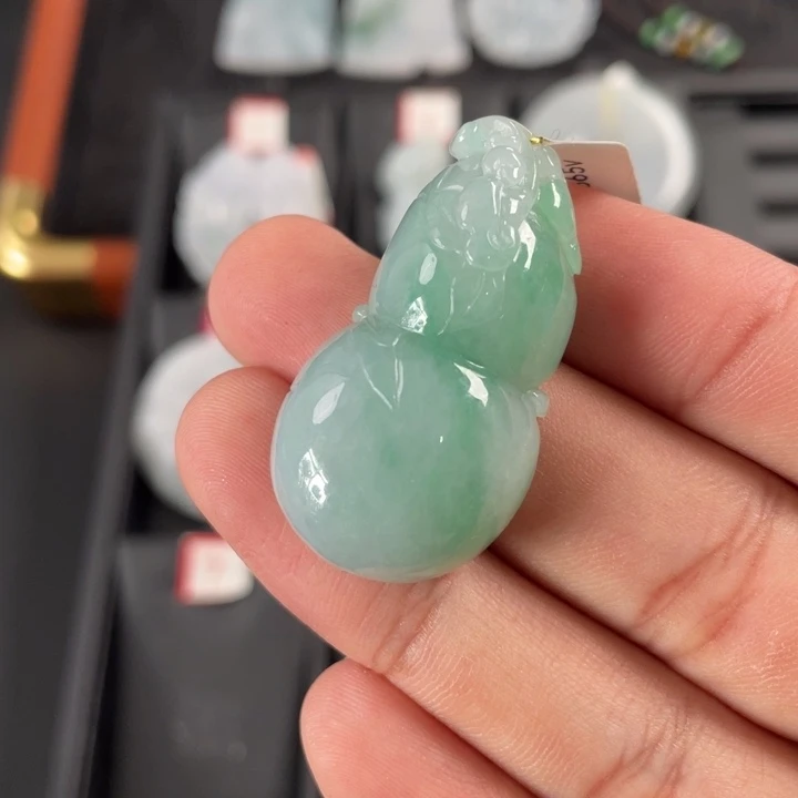 翡翠未镶嵌挂件翡翠首饰