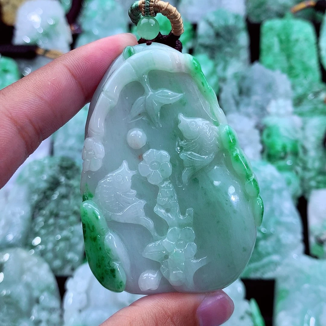 吊坠(不含链)未镶嵌翡翠