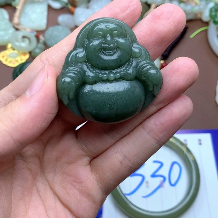 贝***贝未镶嵌手镯和田玉