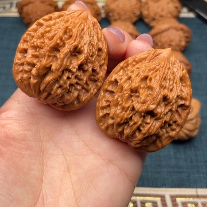 文玩核桃把件全品高桩麦穗虎头41