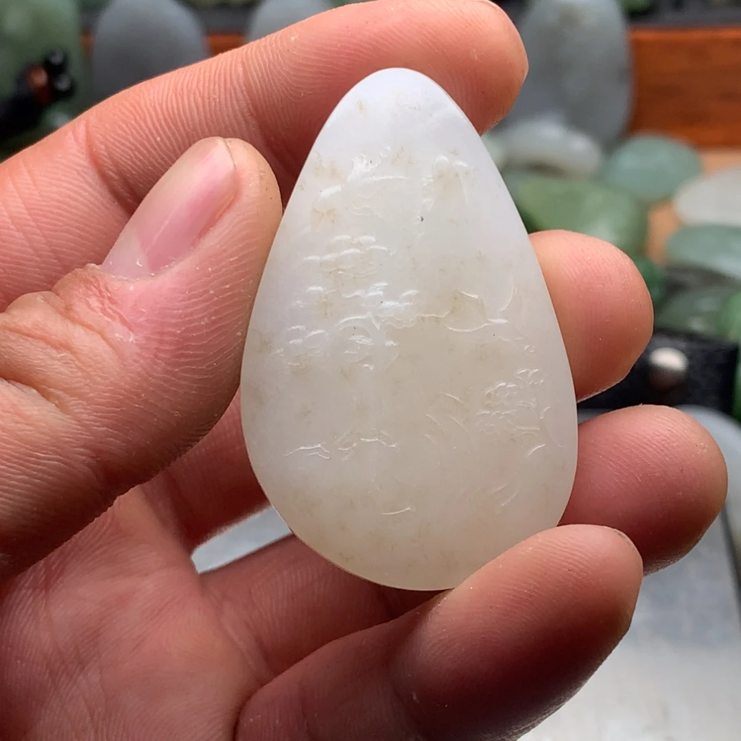 和田玉未镶嵌颈饰挂件20