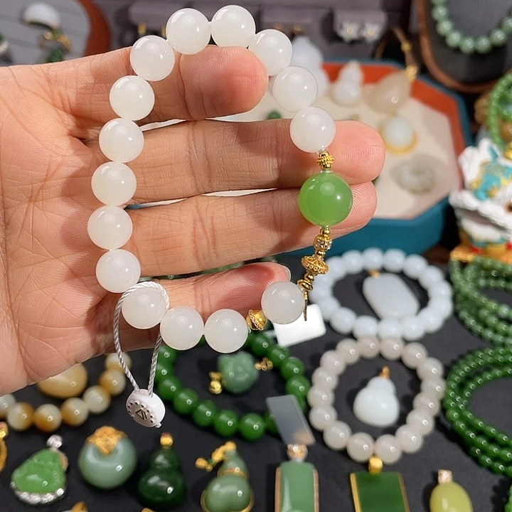 和田玉未镶嵌手链