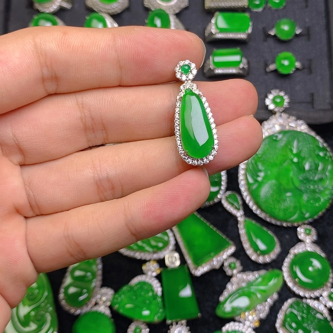 翡翠银S925镶嵌吊坠(赠链)吊坠