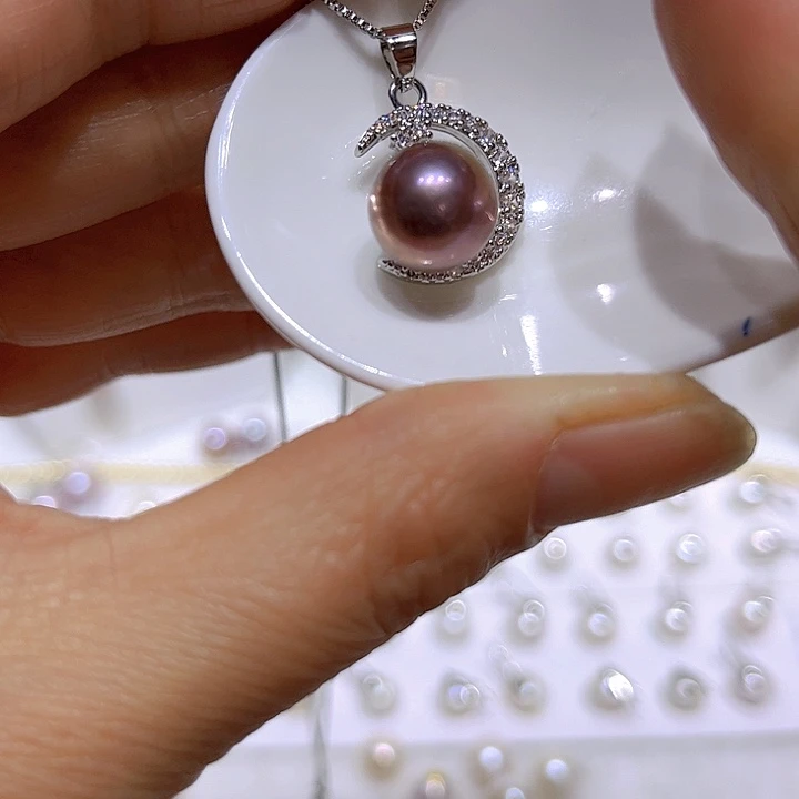 淡水珍珠紫珠月牙吊坠银S925镶嵌