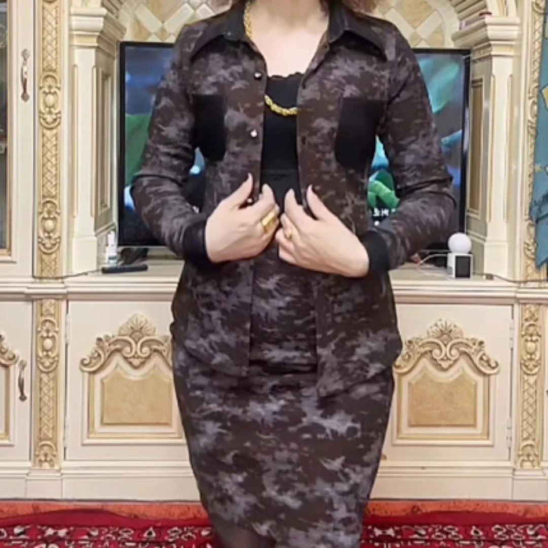 《两件套》清丽时尚百搭显瘦衬衫半身裙