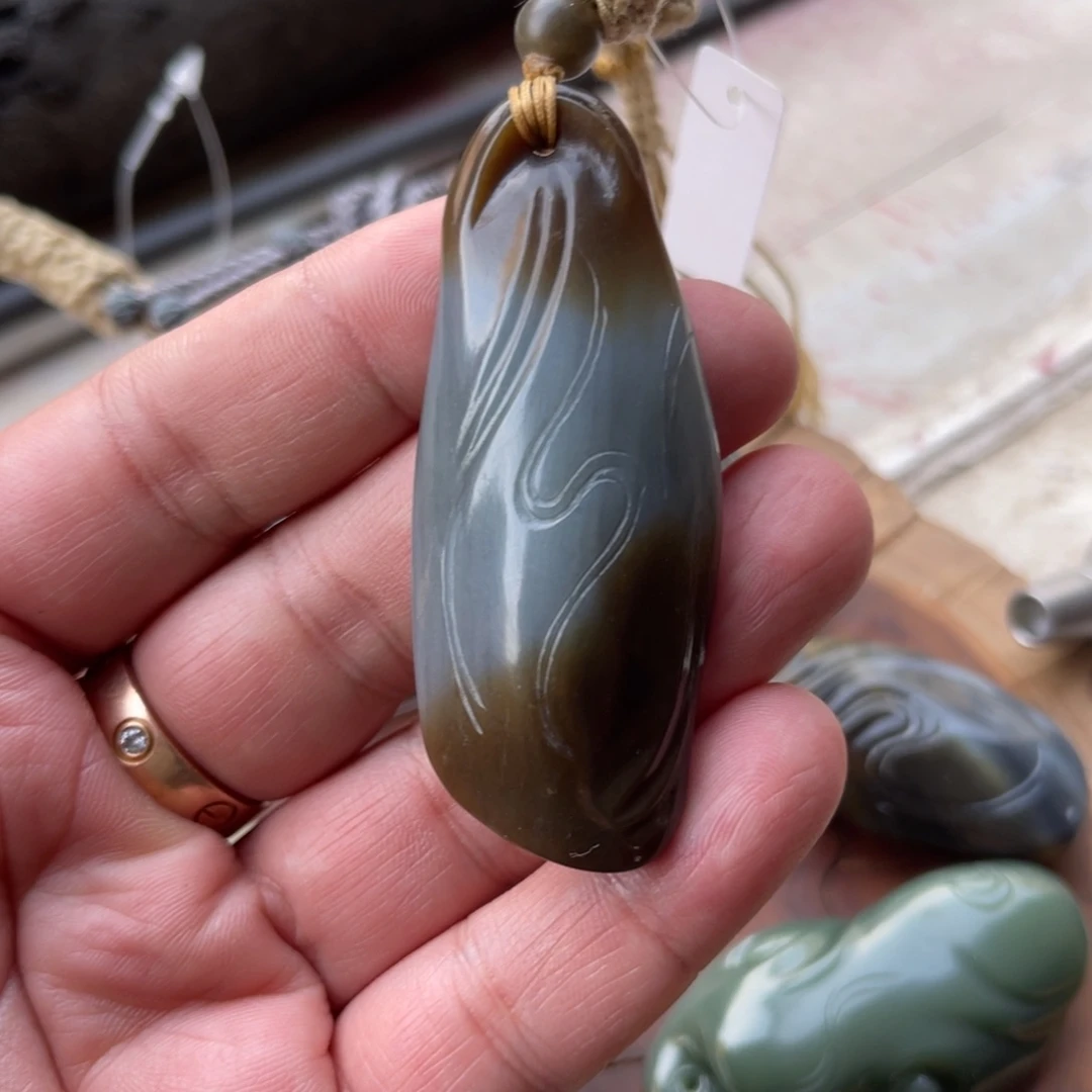 和田玉颈饰未镶嵌H****r