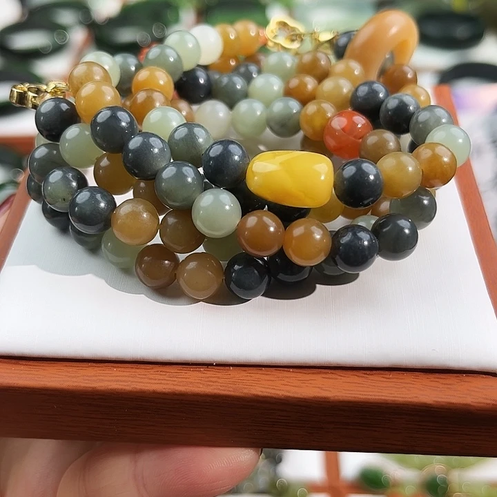 和田玉颈饰未镶嵌游**鱼楼兰三色108卡8