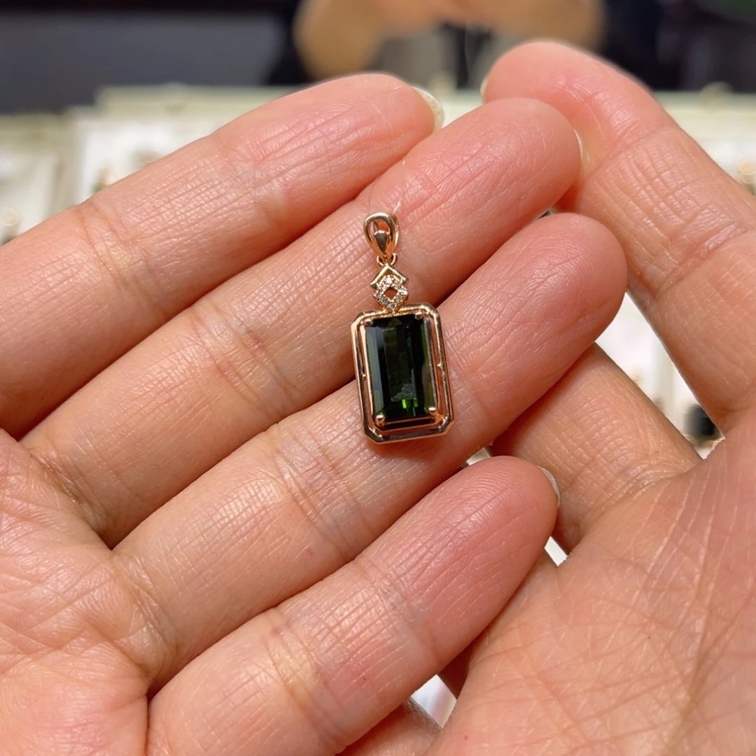 碧玺颈饰18K金镶嵌卡**诺