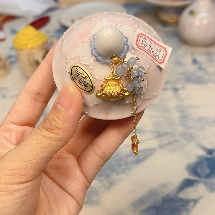 瓷片The first thing