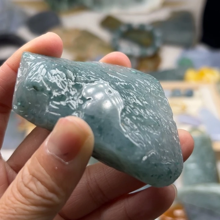 定制翡翠未镶嵌手把件