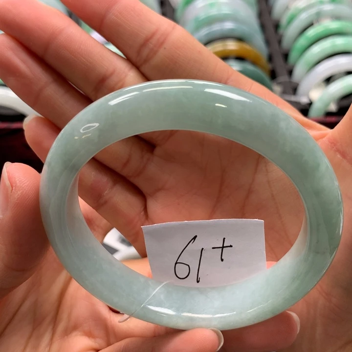 未镶嵌手镯翡翠手镯