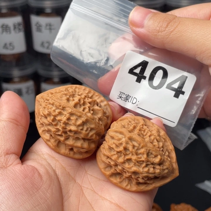 文玩核桃把件37金牛