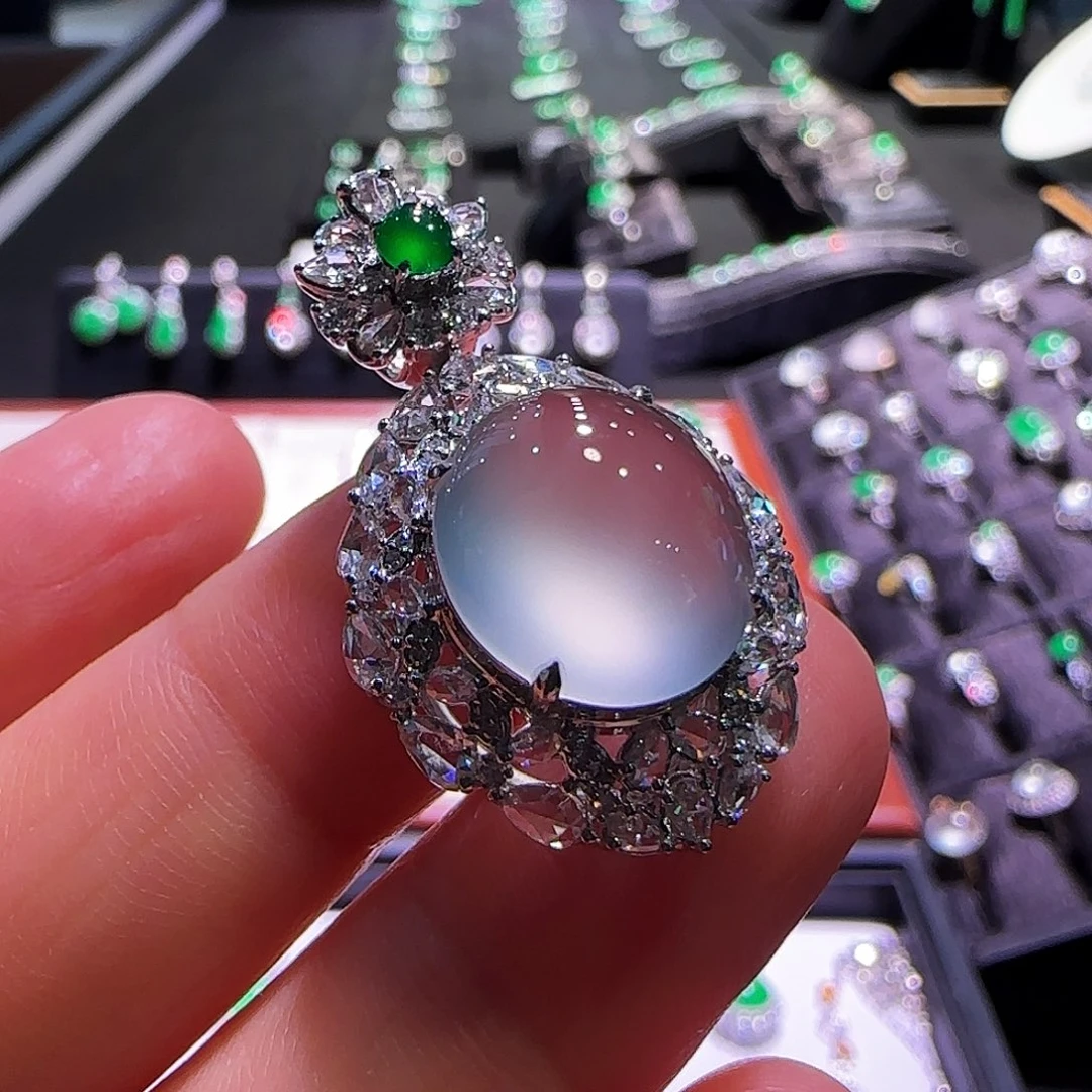 翡翠18K金镶嵌吊坠(不含链)