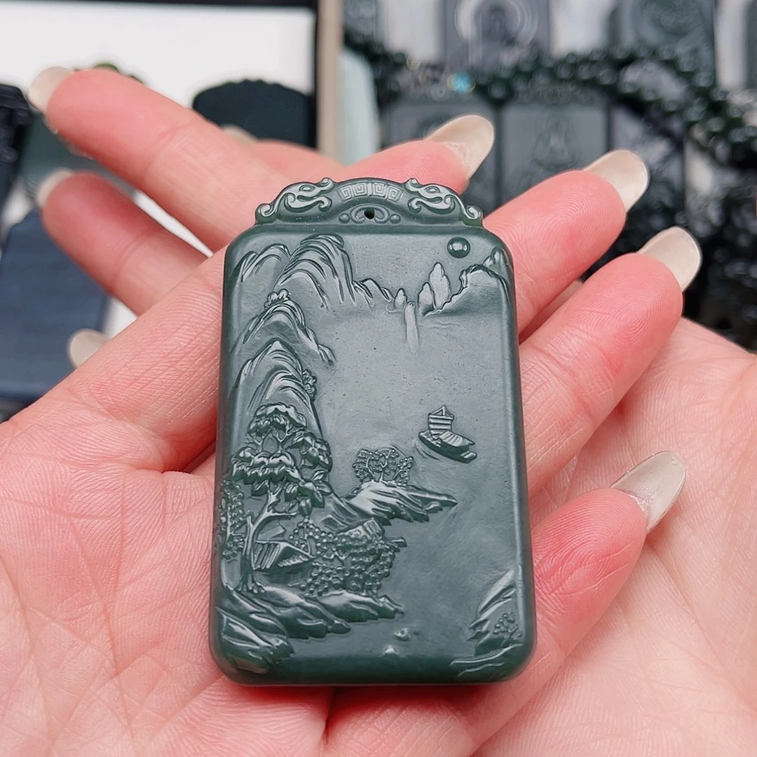 和田玉颈饰未镶嵌