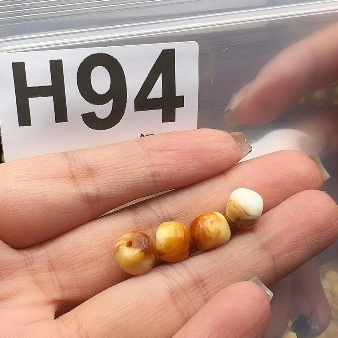 未镶嵌琥珀裸石老型8