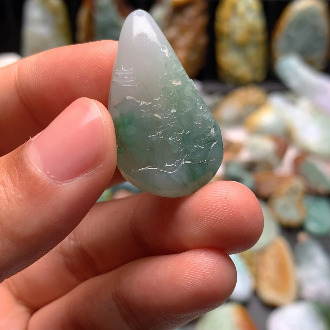 定制翡翠未镶嵌翡翠