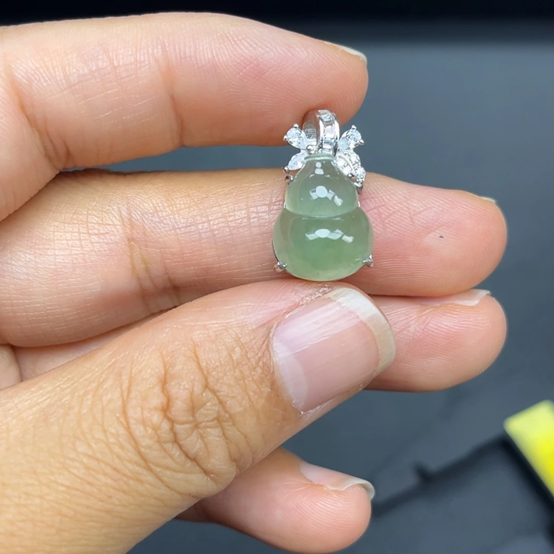 翡翠银S925镶嵌耳饰