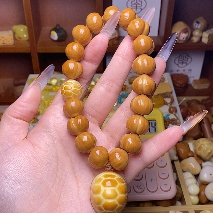 吊坠猴头核桃发发发