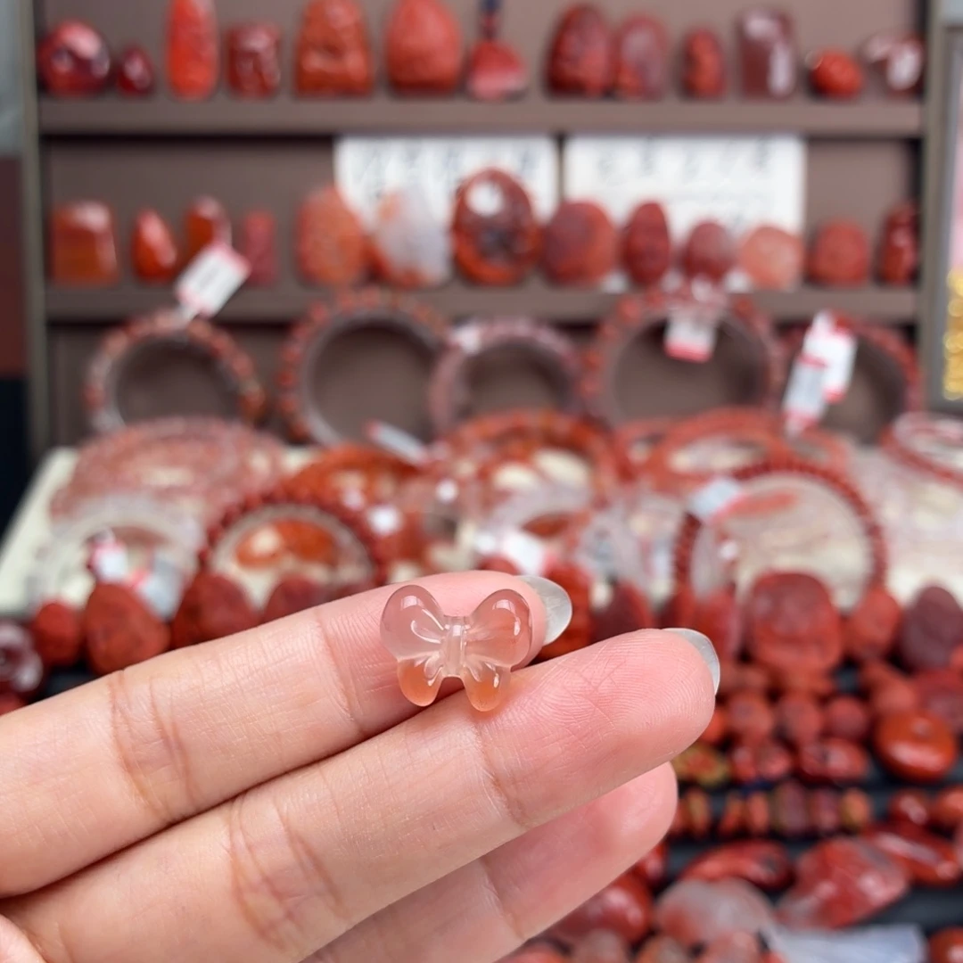 南红玛瑙未镶嵌颈饰蝴蝶结（上下孔