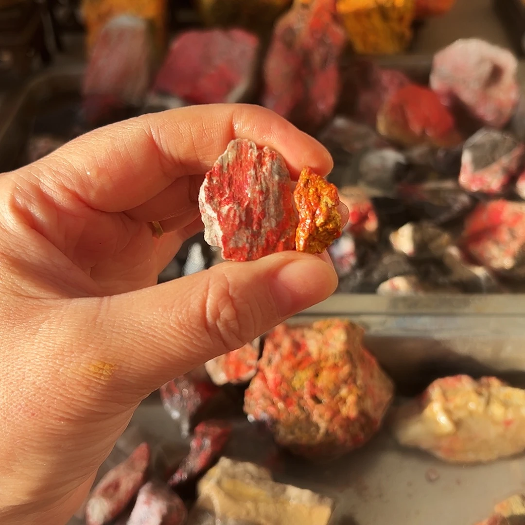 天然辰砂福利朱砂毛料