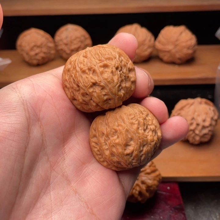 吊坠文玩核桃37毕业红皮乾隆磨