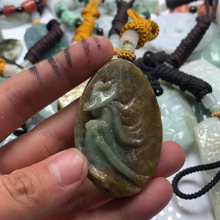 颈饰未镶嵌翡翠保真天然a货翡翠