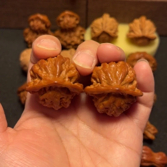 吊坠文玩核桃盘山