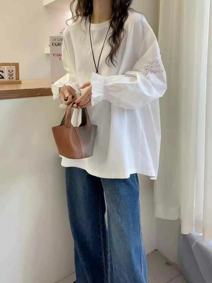 2306#2025春季新款欧货简约镂空蕾丝拼接T恤休闲百搭圆领上衣女