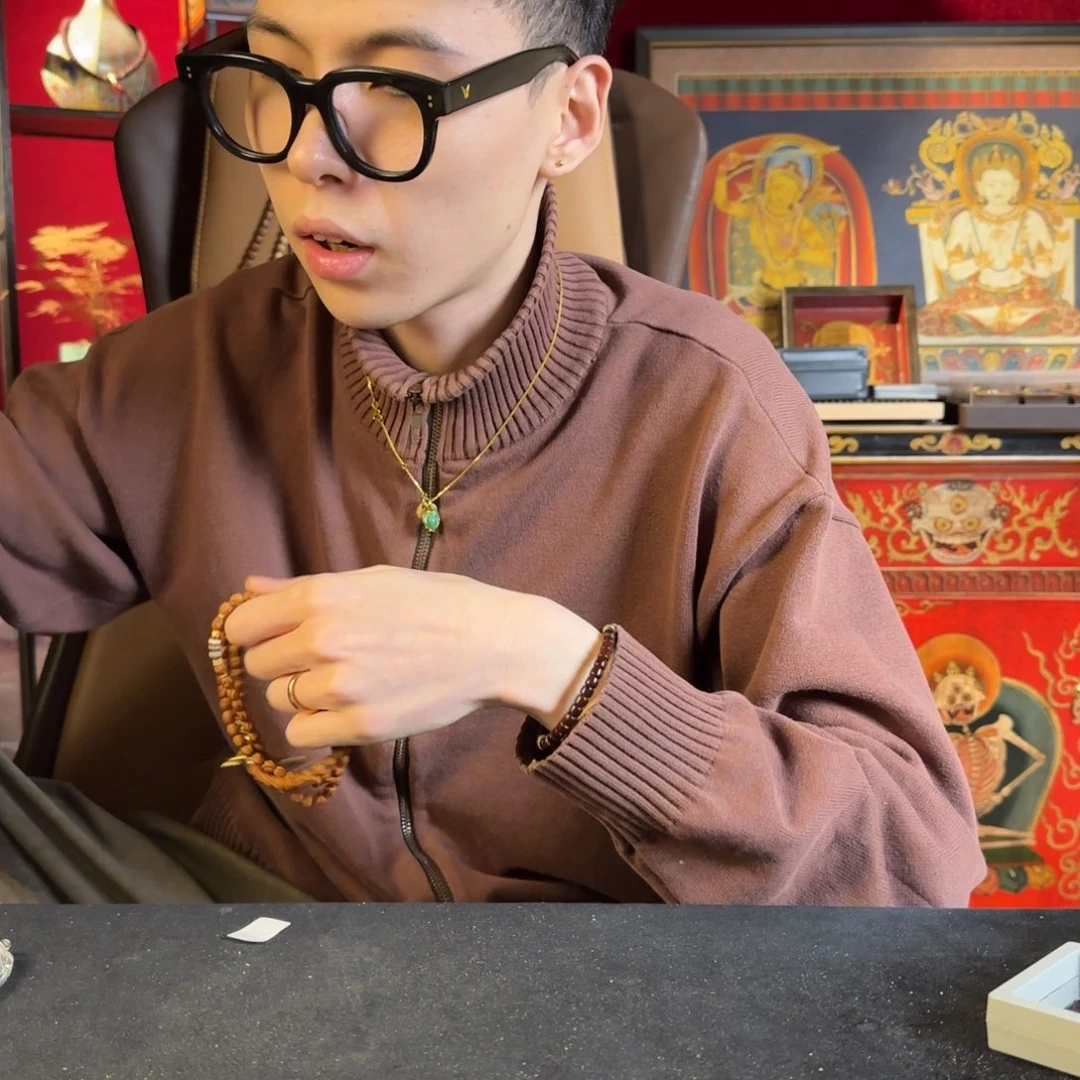 蜂***鸟柏香籽/百香籽吊坠川盒