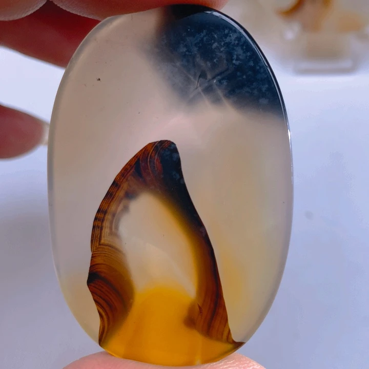 玛瑙/玉髓颈饰未镶嵌