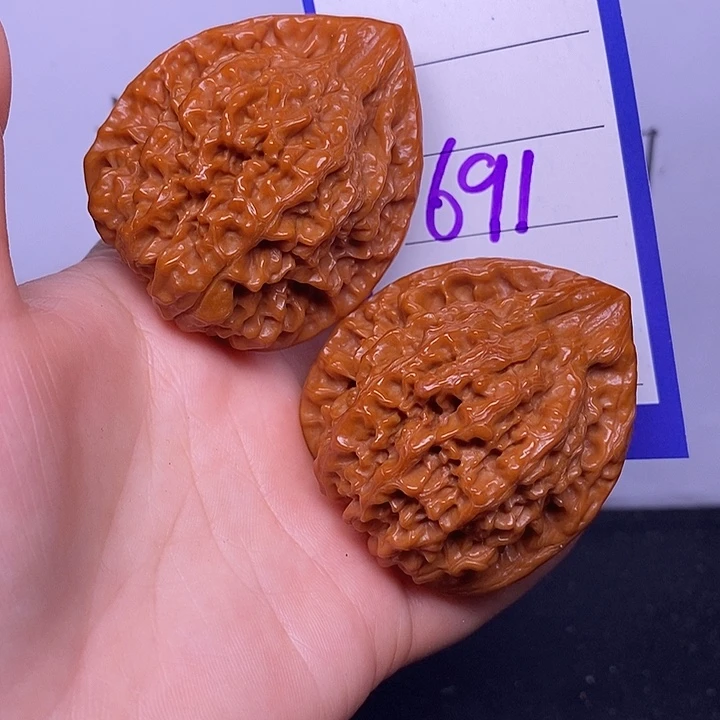 文玩核桃把件691/47官帽