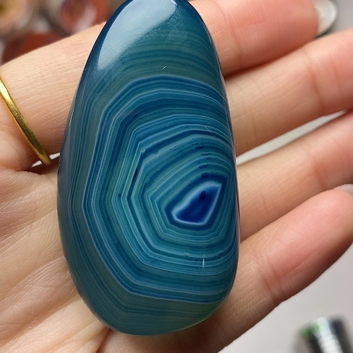 且***歌玛瑙/玉髓未镶嵌吊坠(不含链)