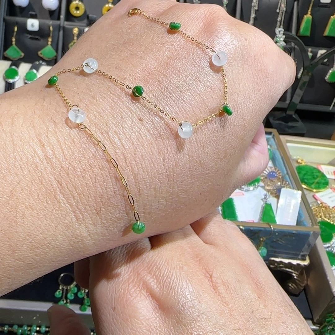 翡翠18K金镶嵌颈饰手链