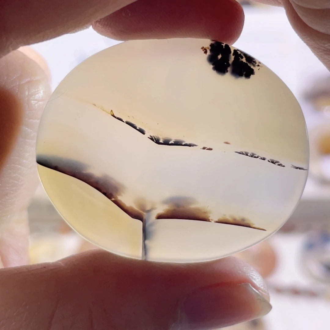 玛瑙/玉髓未镶嵌珠宝奇石