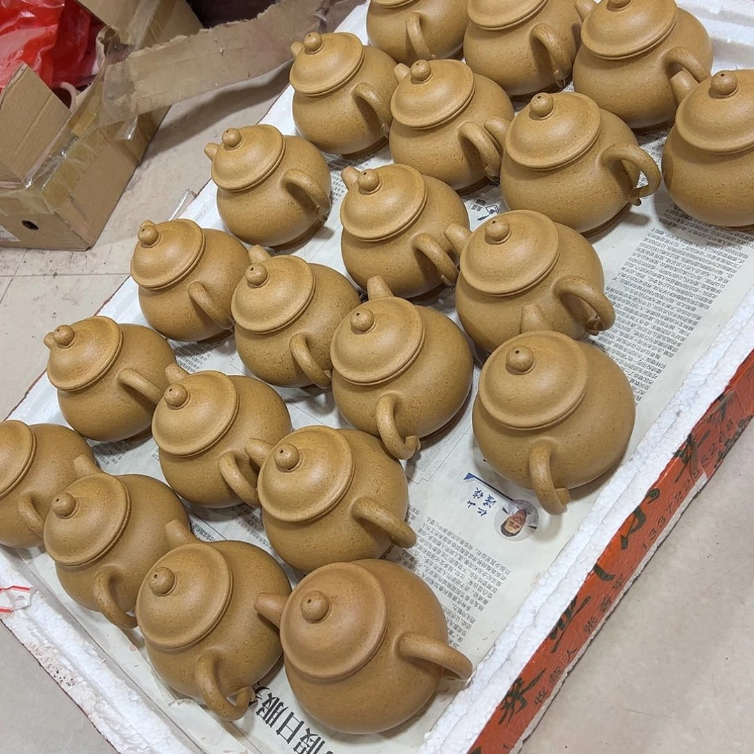 紫砂茶壶黄金段潘壶