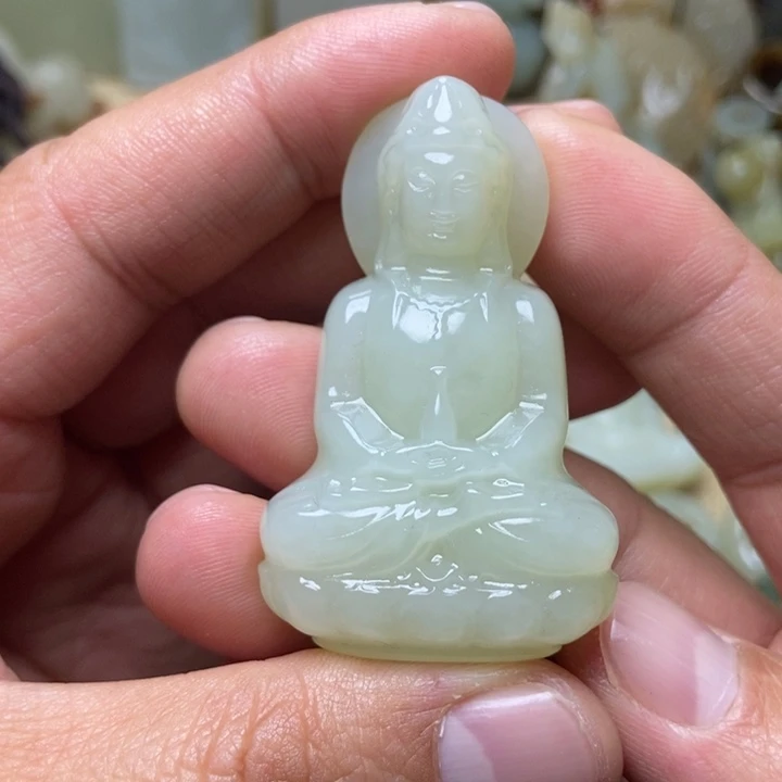 和田玉未镶嵌挂件