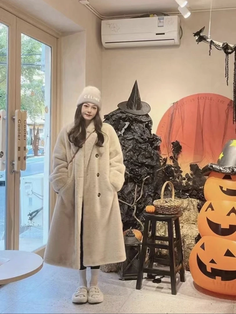 千百惠时尚女装秋冬外套