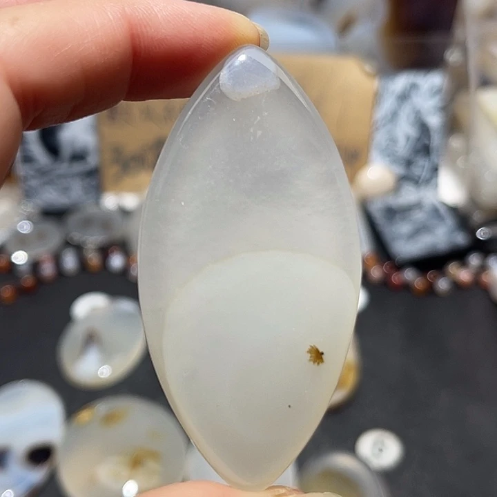 玛瑙/玉髓未镶嵌吊坠(不含链)