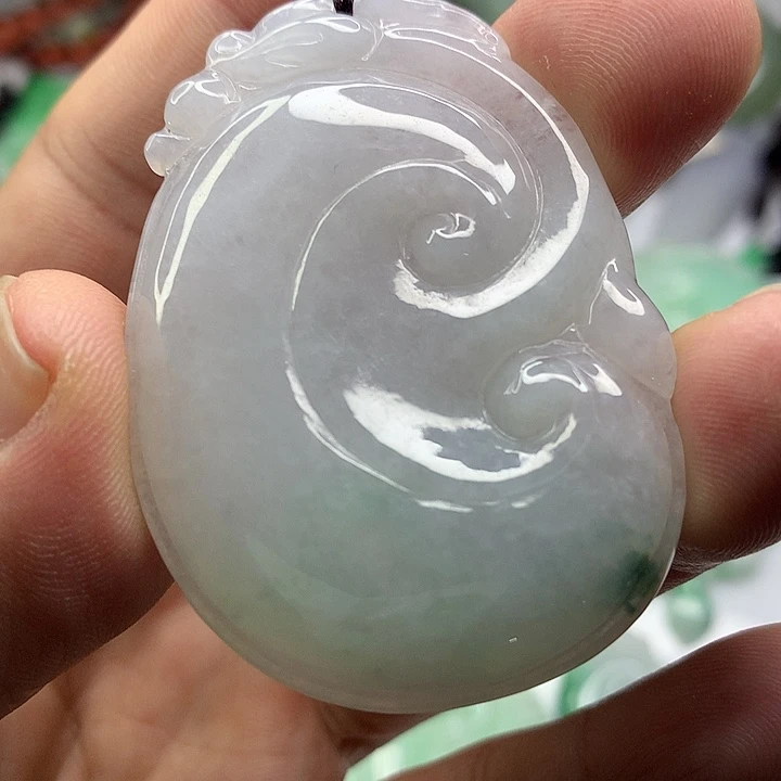 翡翠未镶嵌吊坠(赠链)