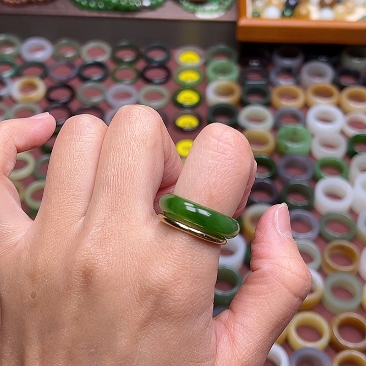 和田玉戒指未镶嵌18.4