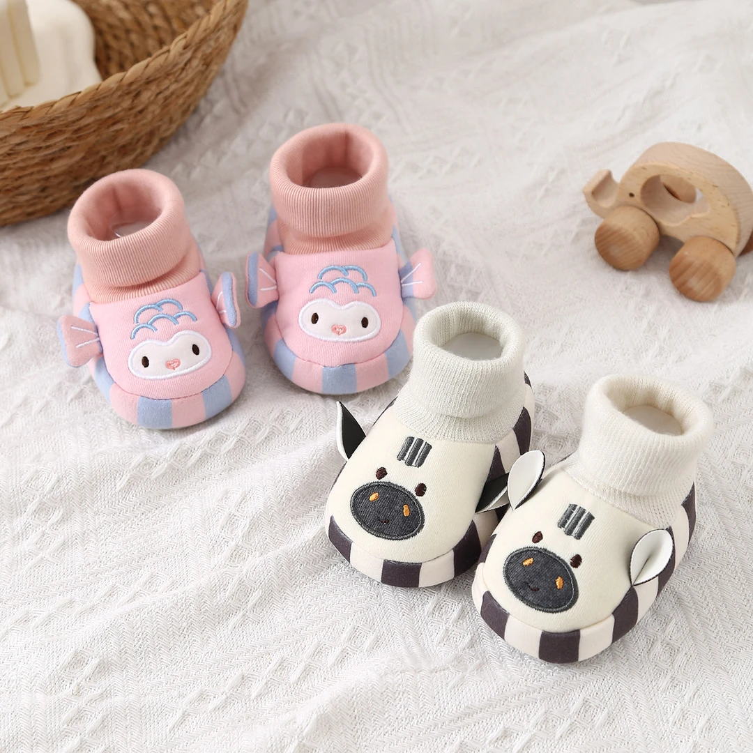 宝宝可爱卡通袜套鞋子加绒厚学步鞋保暖防滑防掉棉鞋软底0-6月1岁