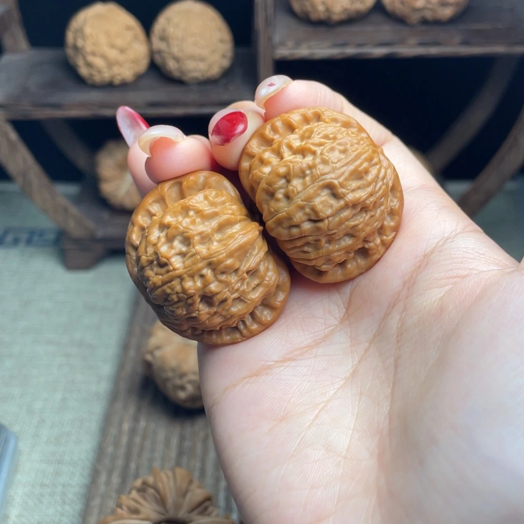 文玩核桃吊坠闷白38 打底精配