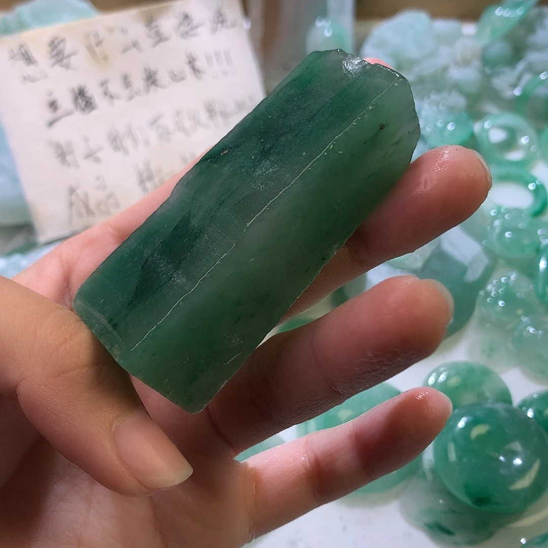 石英质玉未镶嵌珠宝半成品